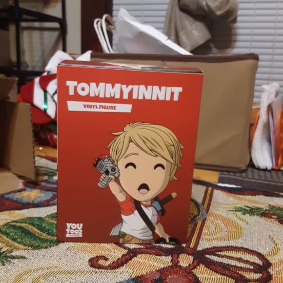 Tommyinnut vinyl Figure - Picture 2 of 2